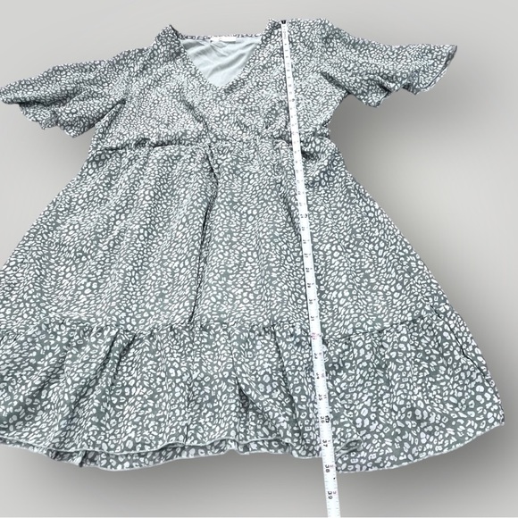 Kirundo Sage/White Midi V-Neck Dress - Picture 10 of 16